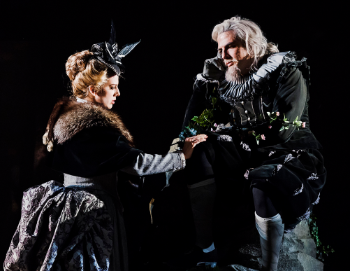 World premiere of The Canterville Ghost with Jennifer Porto, Matthew Treviño and Timothy Oliver, Leipzig Opera / Photo: © Kirsten Nijhof